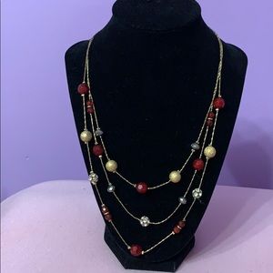 Triple layered necklace